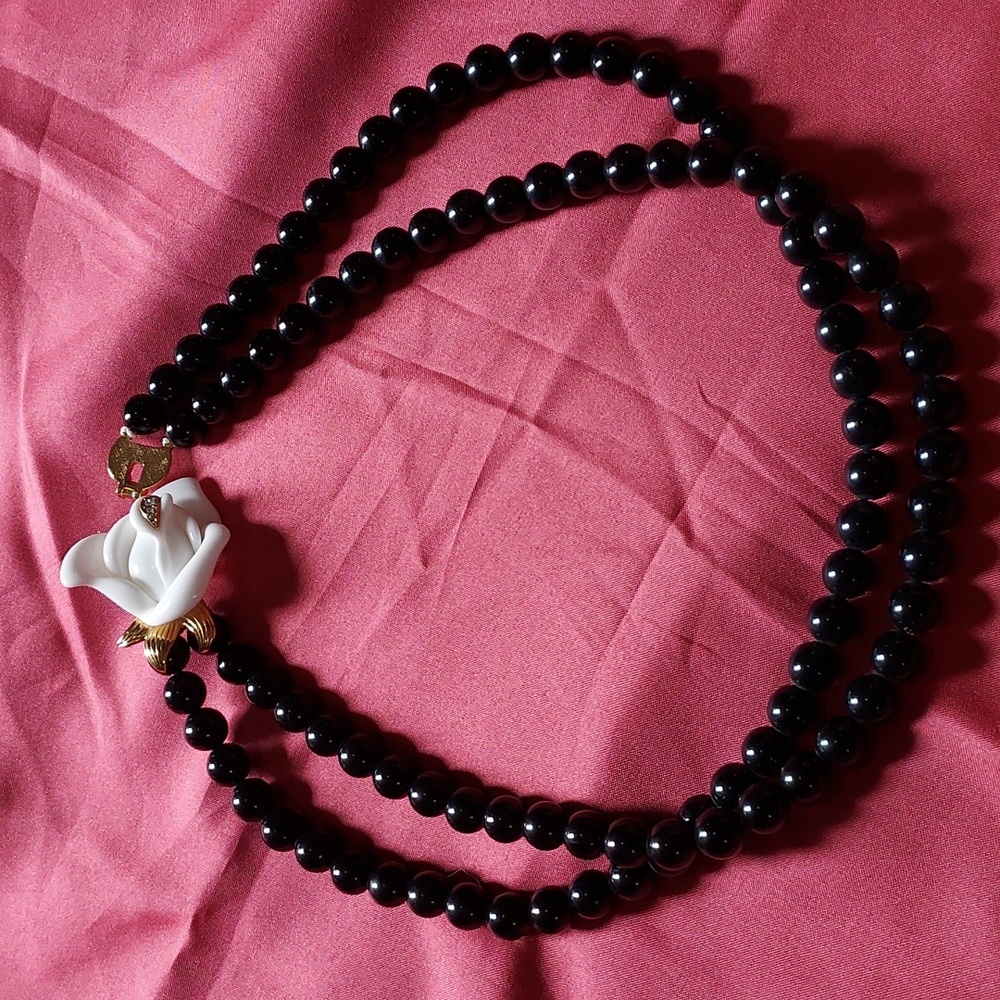 Vintage Kjl For Avon Necklace - image 1